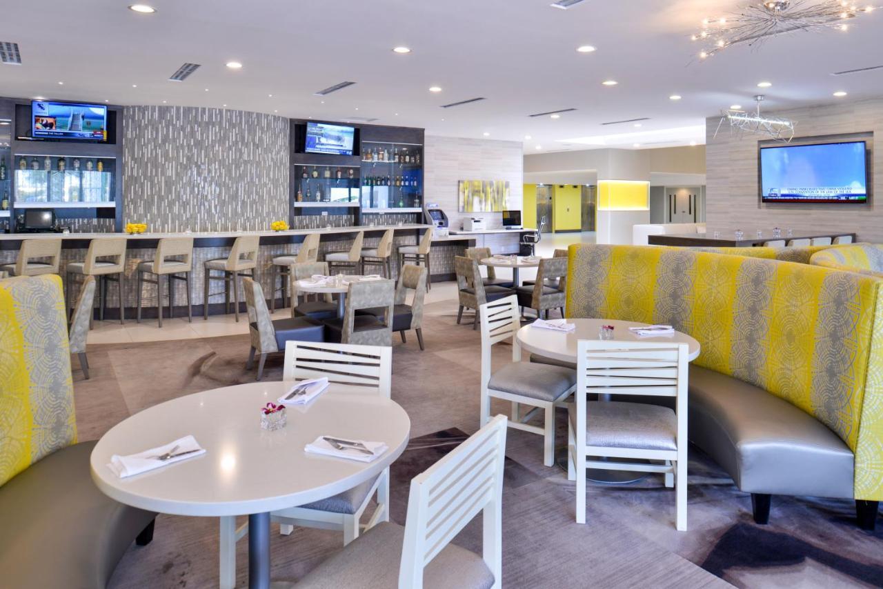 Holiday Inn Dallas-Richardson By Ihg Bagian luar foto
