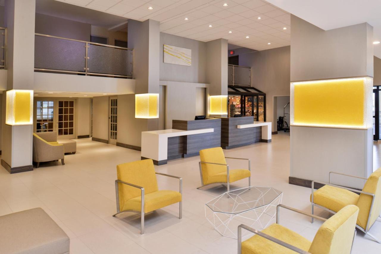Holiday Inn Dallas-Richardson By Ihg Bagian luar foto
